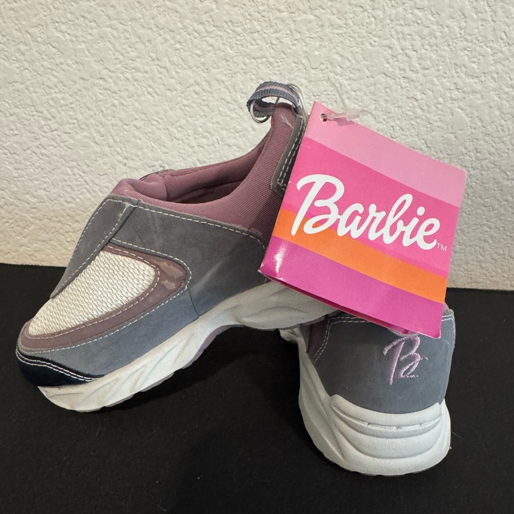 Girls Barbie shoes size 10.5